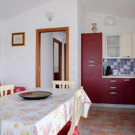 Le Residenze Di Baia Sant'Anna Villa Tanaunella Buitenkant foto