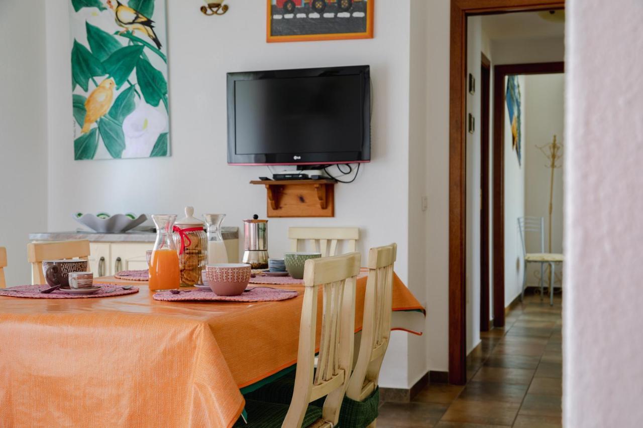 Le Residenze Di Baia Sant'Anna Villa Tanaunella Buitenkant foto